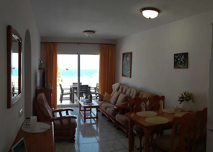 Iwona Mit Meerblick By Interhome Apartman